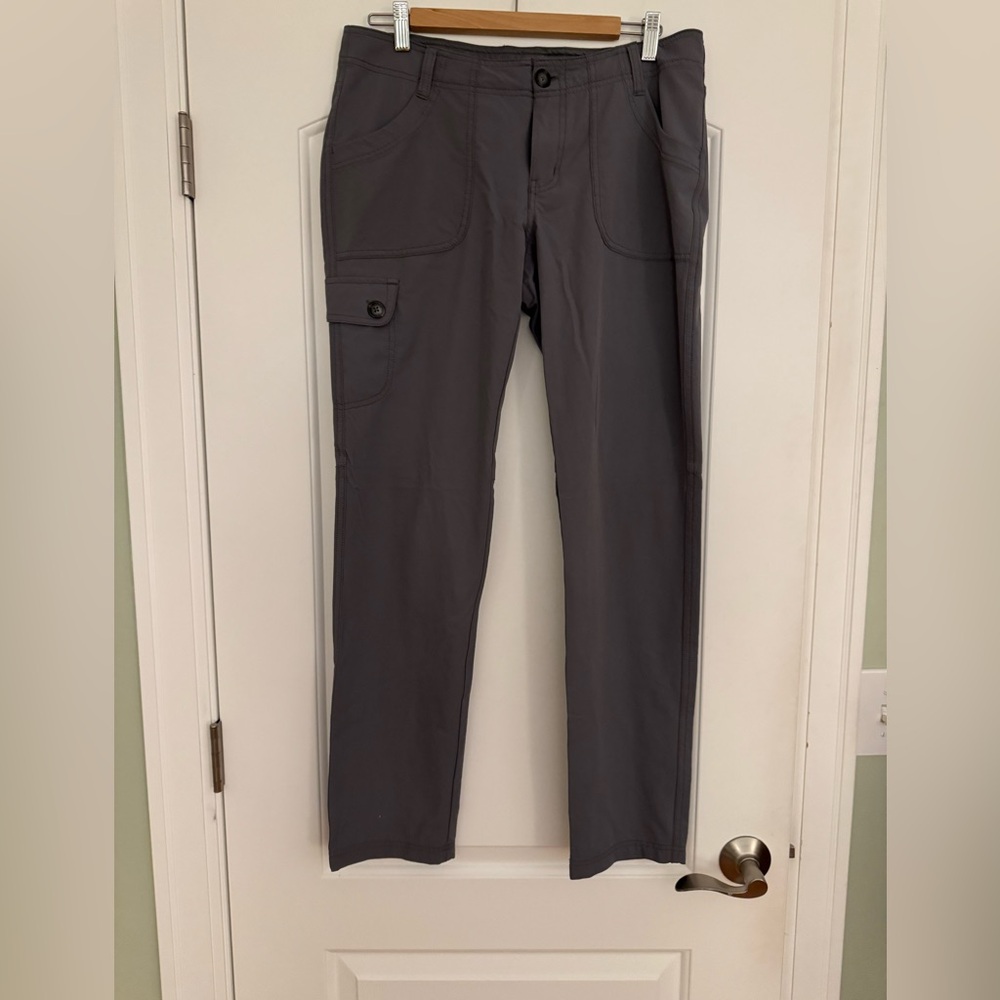 REI Women’s Gray Outdoor Cargo Pants